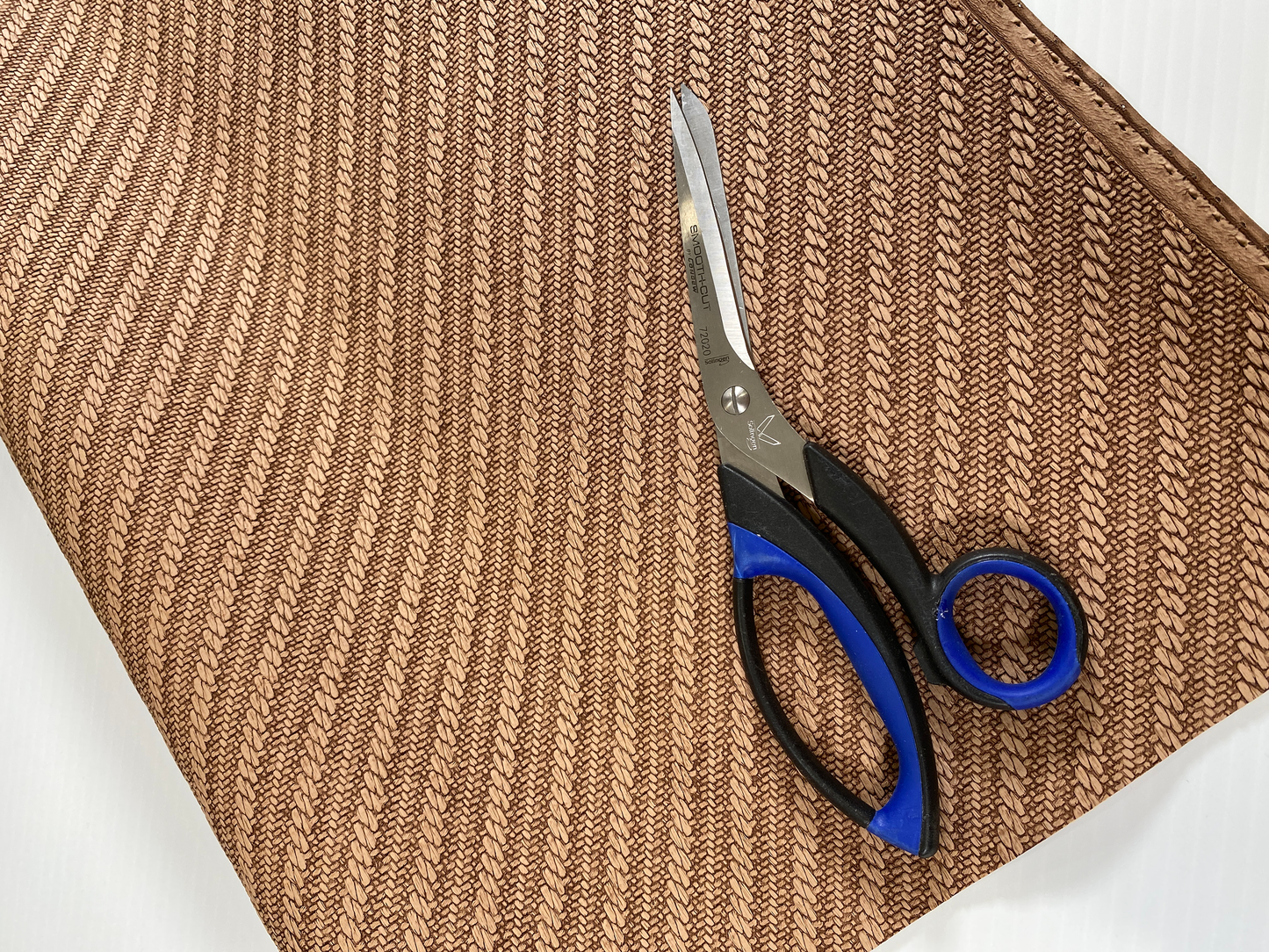 KNIT Faux Leather - Milk Chocolate