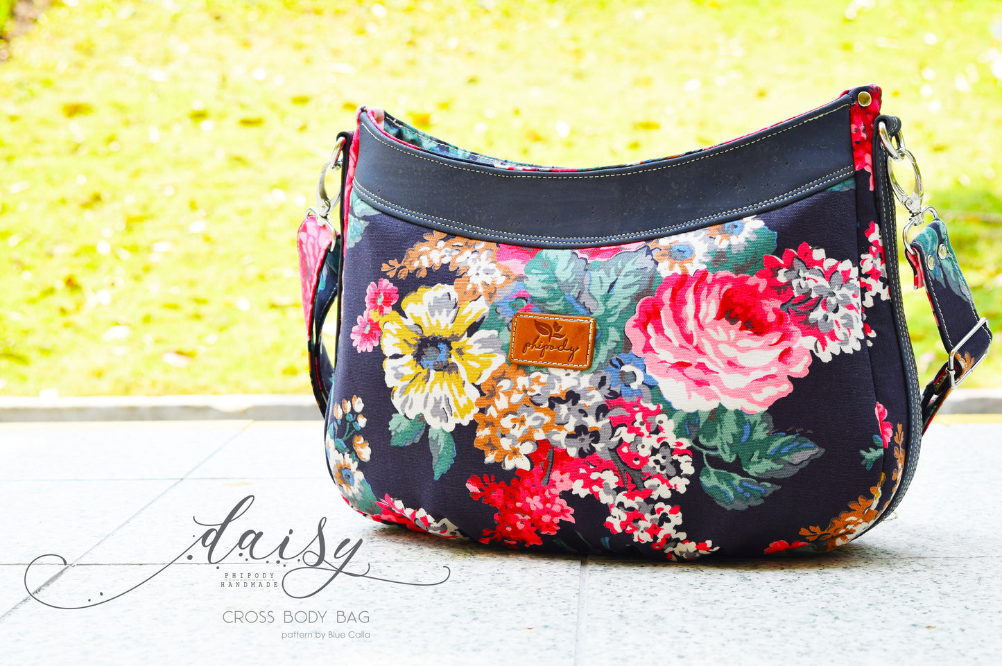 The Daisy Cross Body Bag - PDF Sewing pattern