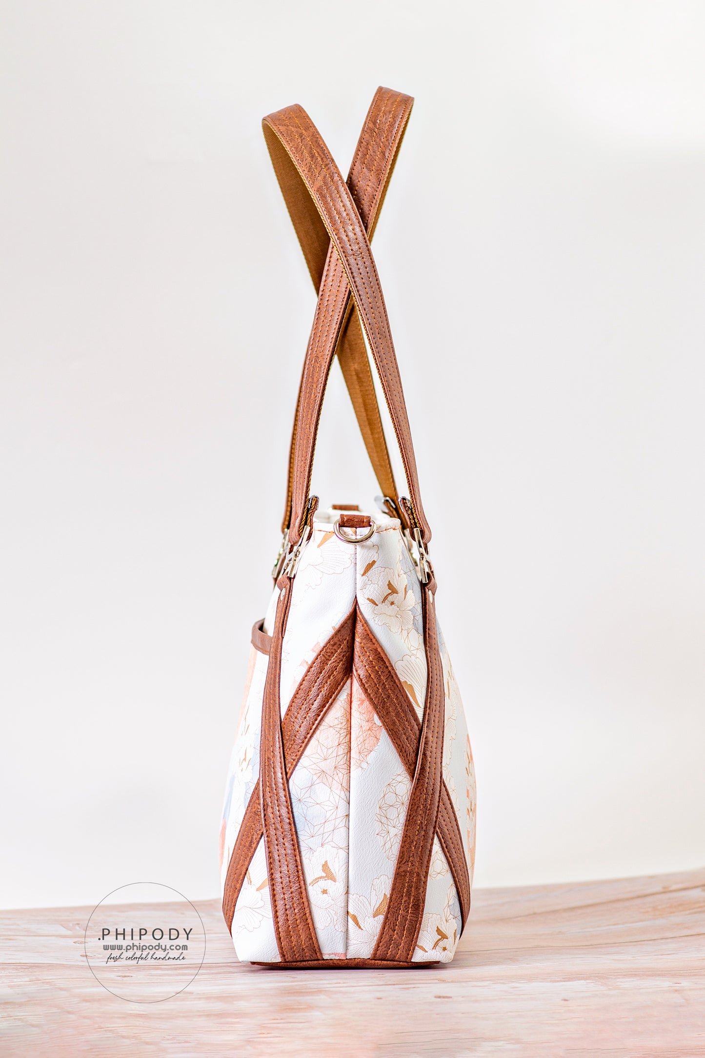 Passion Flower Tote - PDF Sewing pattern