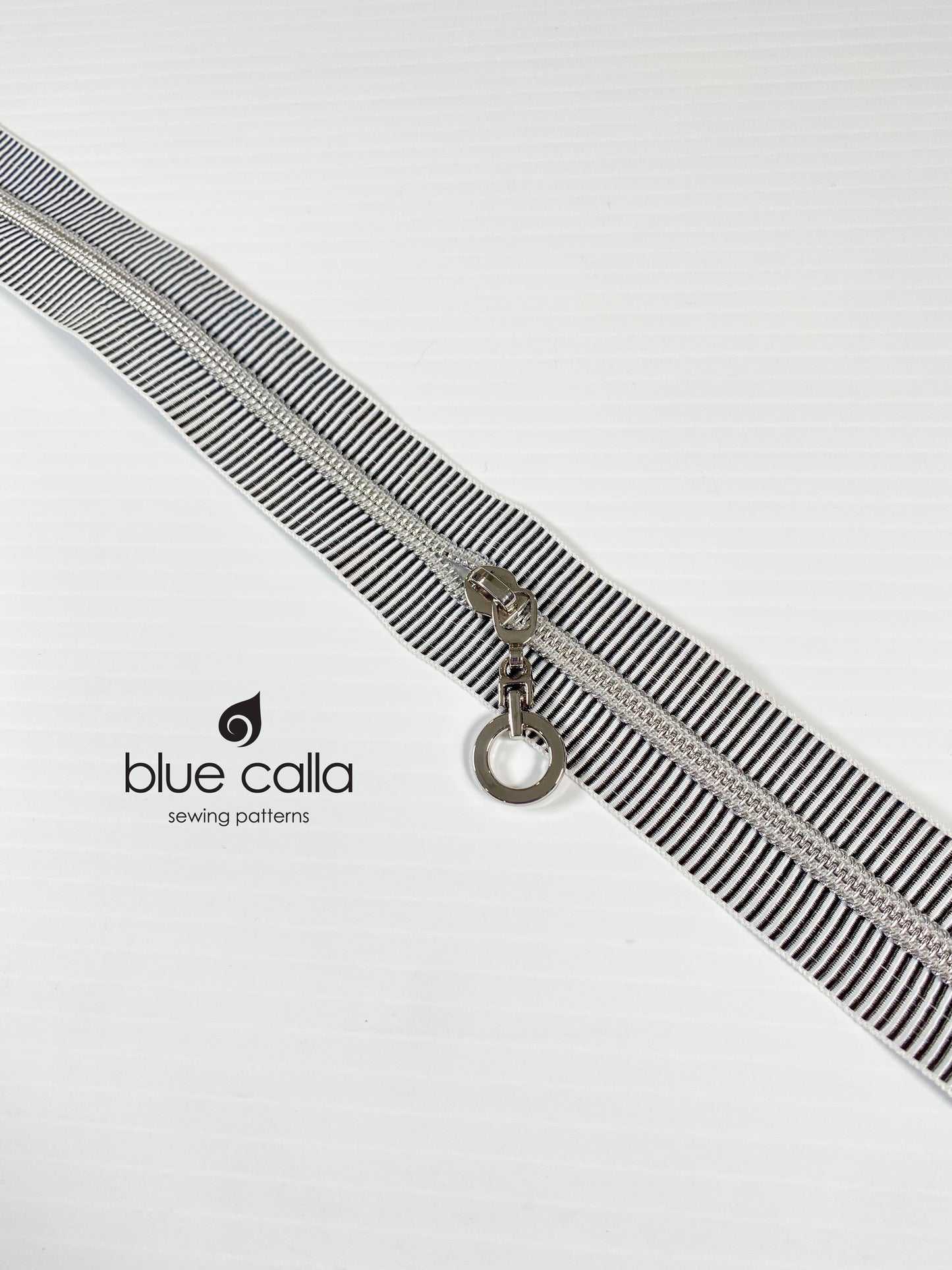 SILVER COIL - BLACK AND WHITE STRIPE - #5 Metallic Nylon Coil Zipper tape