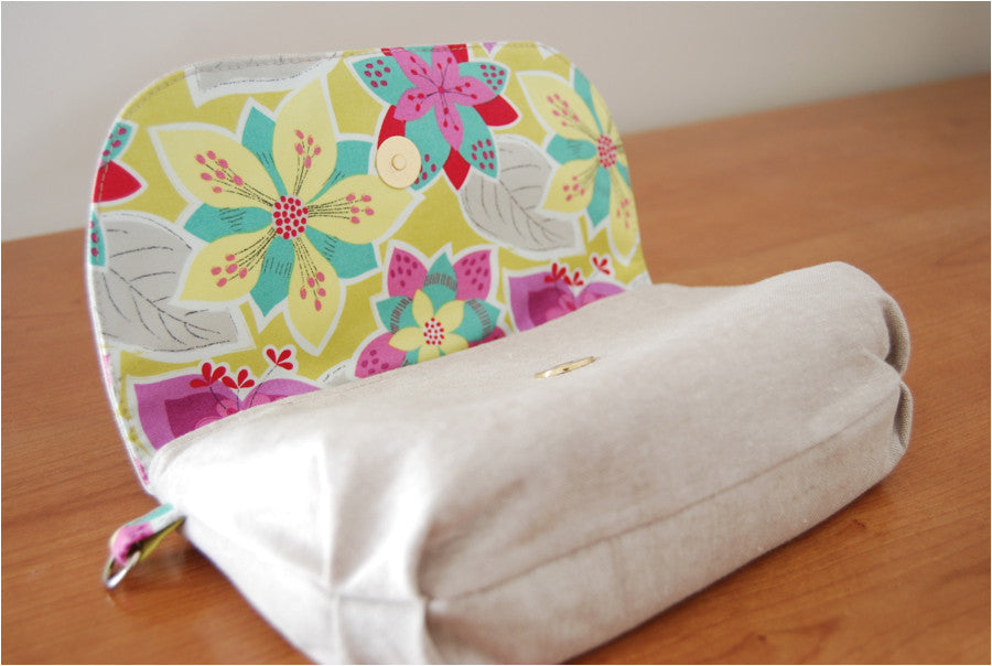 The Morning Glory Pouch - FREE PDF Sewing Pattern