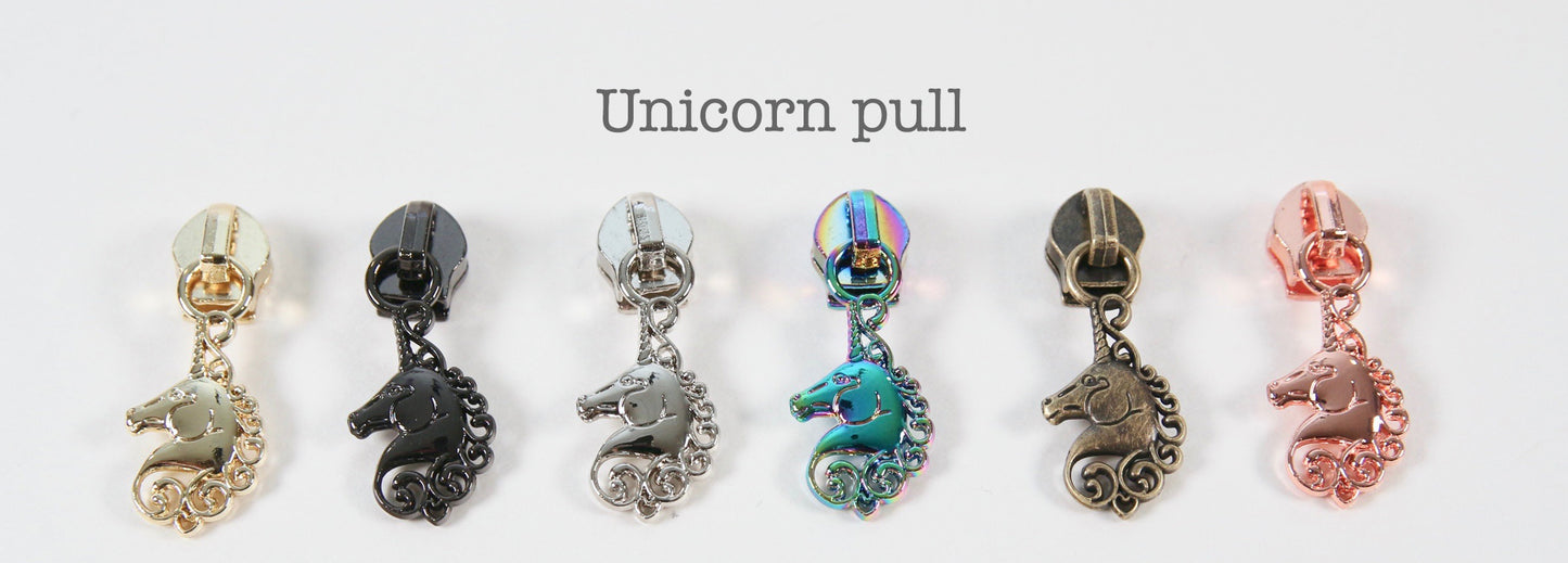 #5 coil zipper pull - Unicorn