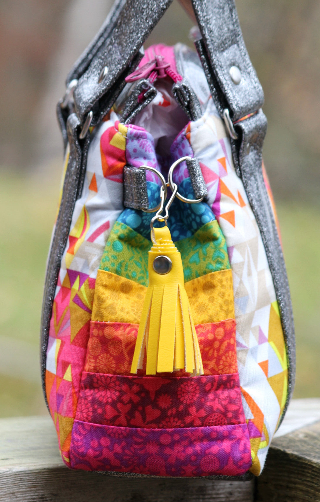 The Snowdrop Satchel in 2 sizes - PDF Sewing Pattern