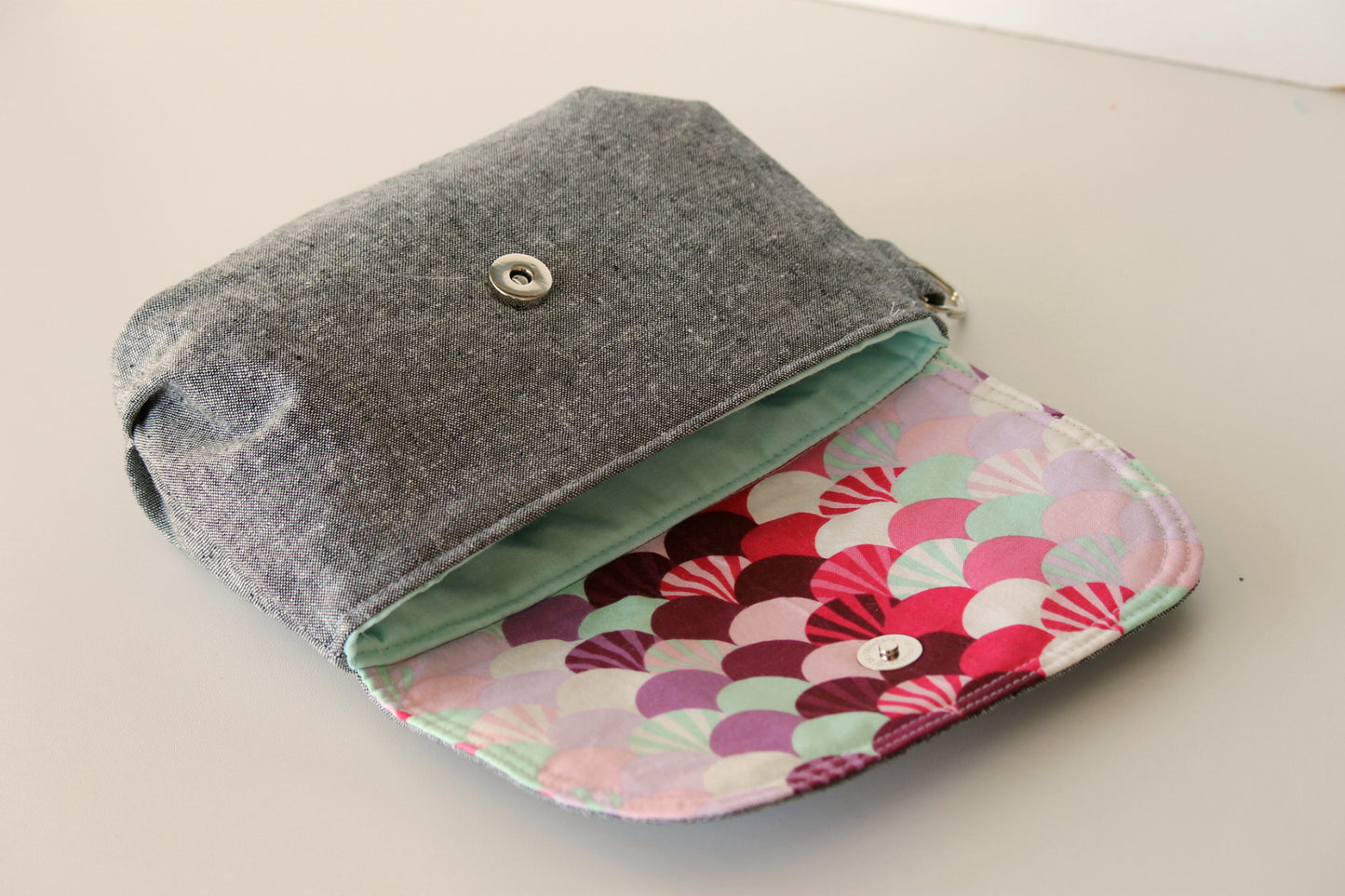 The Morning Glory Pouch - FREE PDF Sewing Pattern