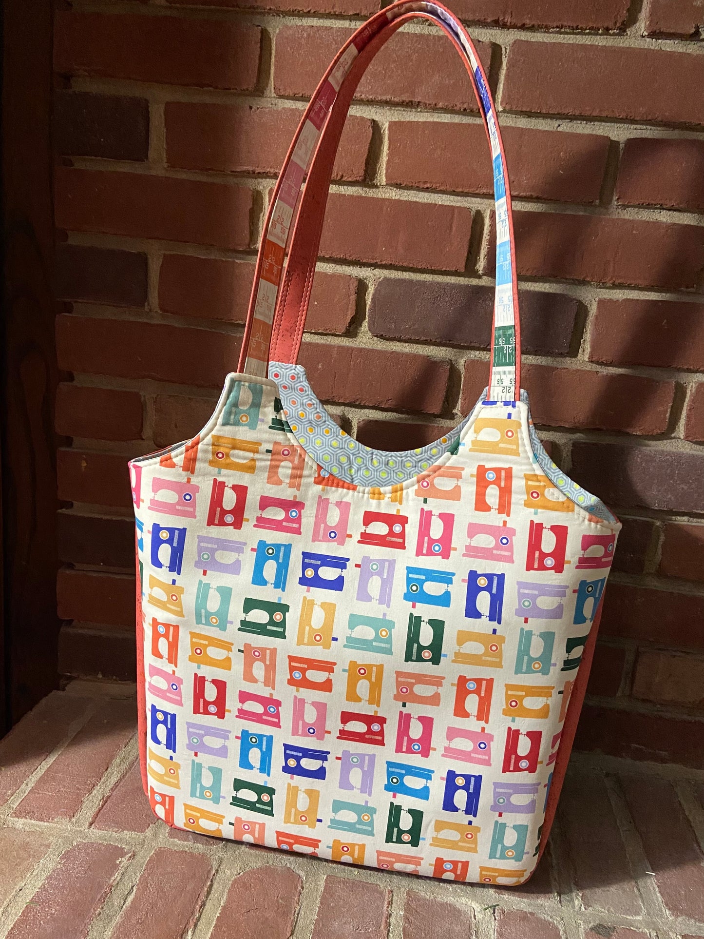 FREE The Larkspur Tote Bag - PDF Sewing Pattern