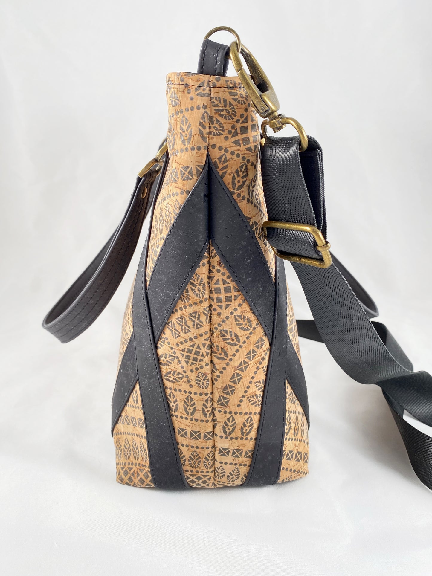 Passion Flower Tote - All Cork Exterior : Black and Natural