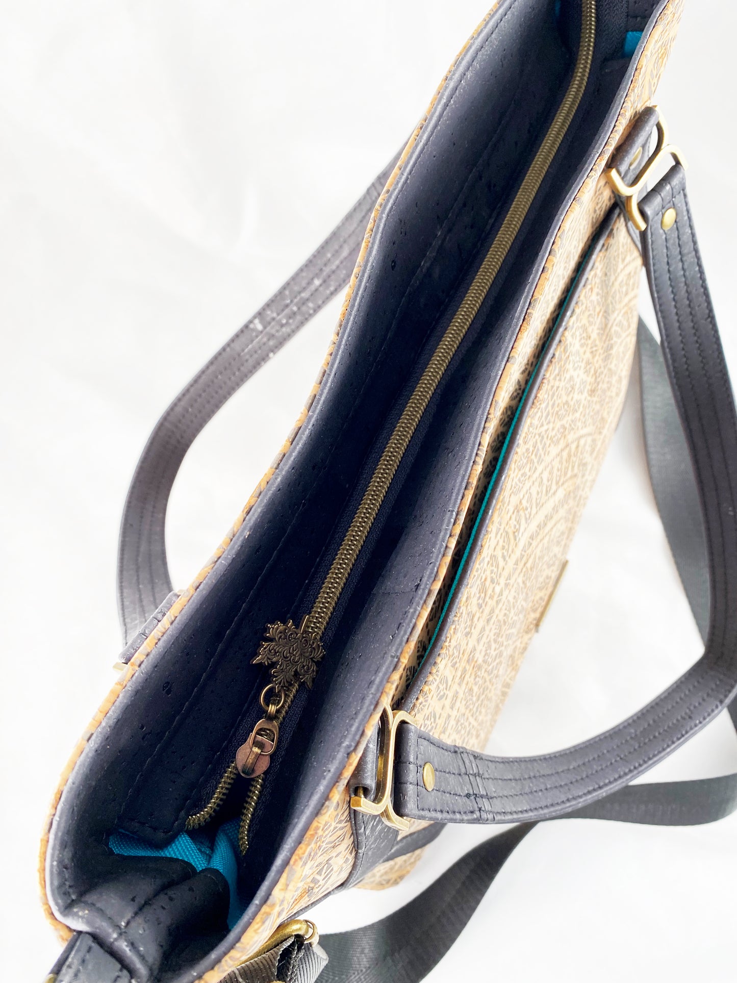 Passion Flower Tote - All Cork Exterior : Black and Natural