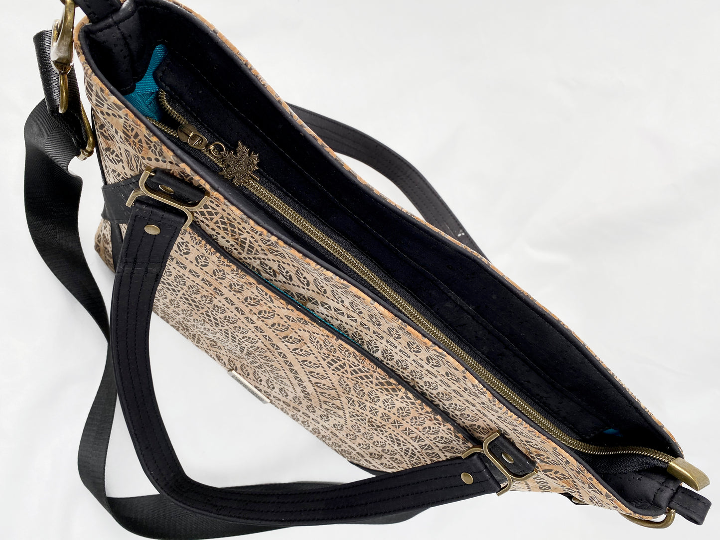 Passion Flower Tote - All Cork Exterior : Black and Natural