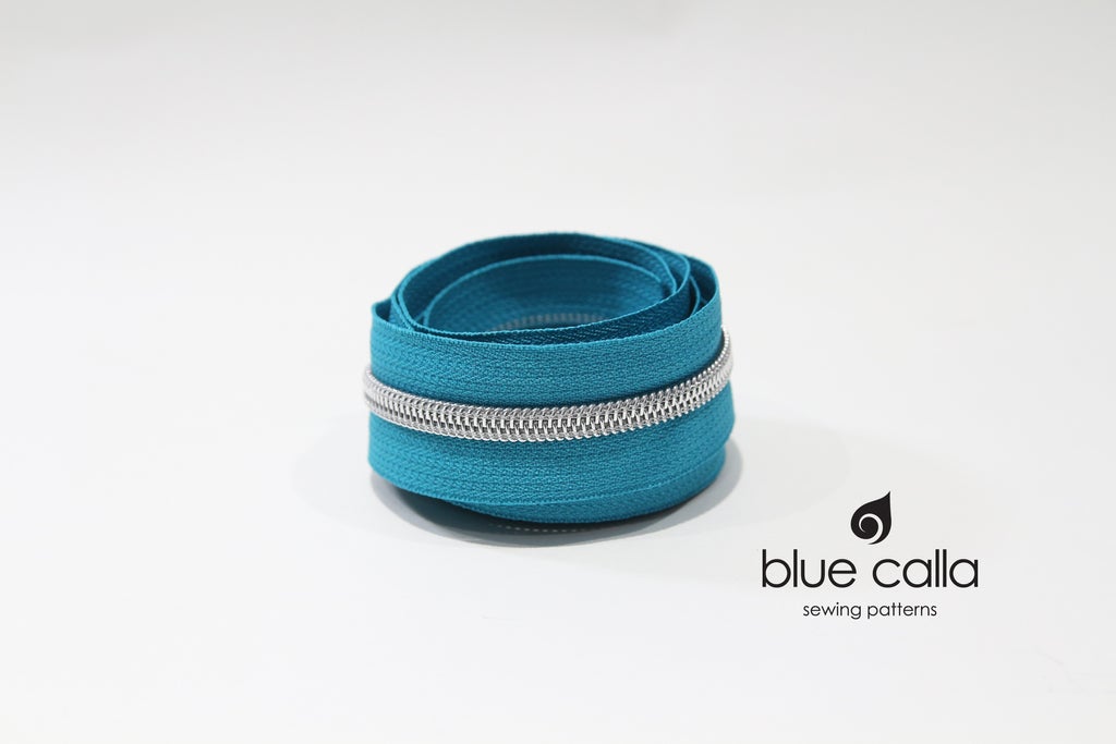 SILVER COIL - TURQUOISE - #5 Metallic Nylon Coil Zipper tape