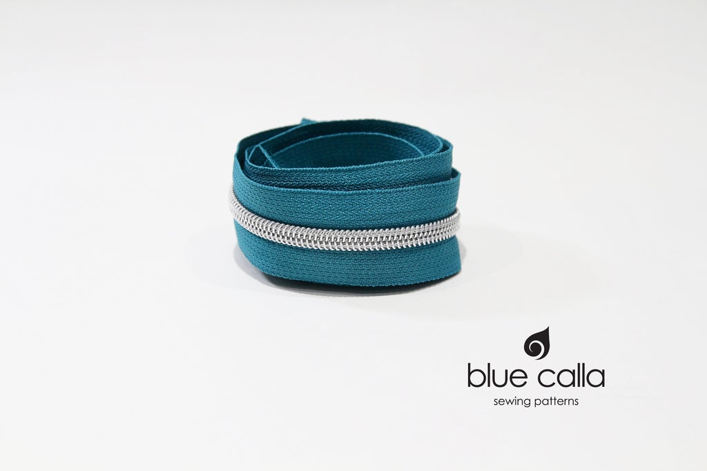 SILVER COIL - LIGHT TEAL - #5 Metallic Nylon Coil Zipper tape
