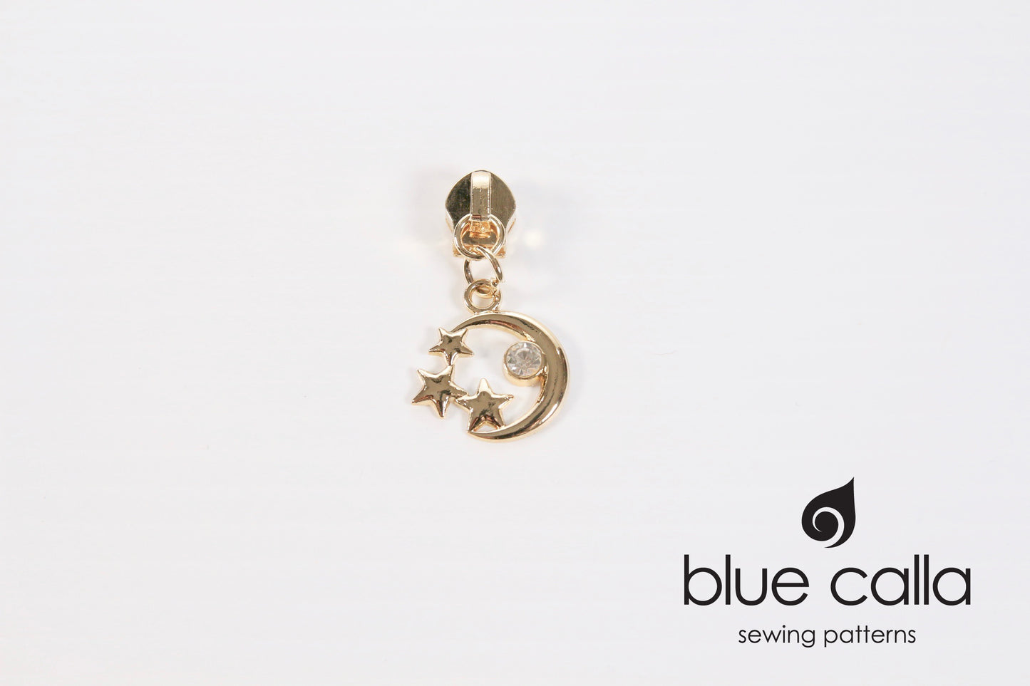 #5 coil zipper pull - Moon and Stars