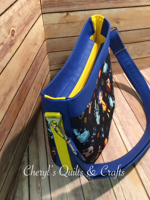 The Daisy Cross Body Bag - PDF Sewing pattern