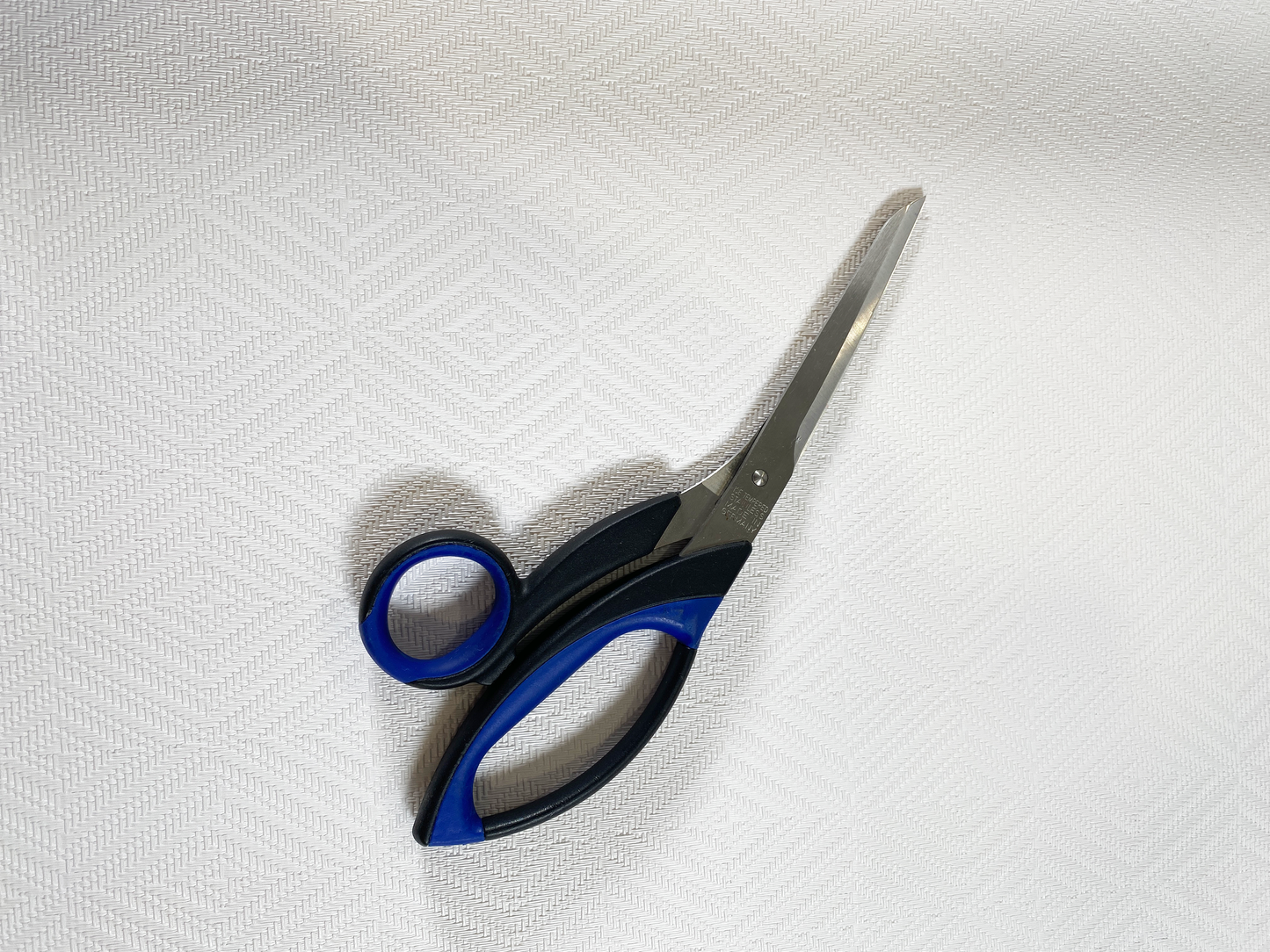 DIAMOND WEAVE Faux Leather - Snow