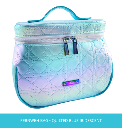 Fernweh bag : Quilted blue iridescent faux leather