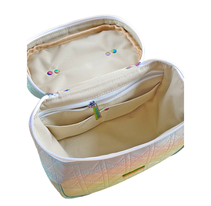 Fernweh bag : Quilted blue iridescent faux leather
