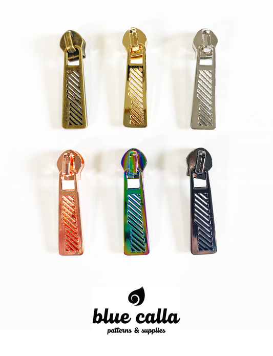 #5 coil zipper pull - Striped Flat Pull