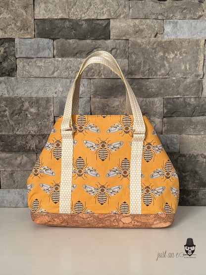 The Lisianthus Handbag - PDF Sewing Pattern