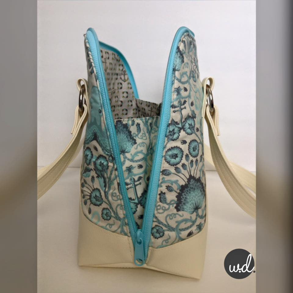 Blue Calla Patterns The Boronia Bowler Bag - PDF Sewing pattern – Blue Calla Patterns