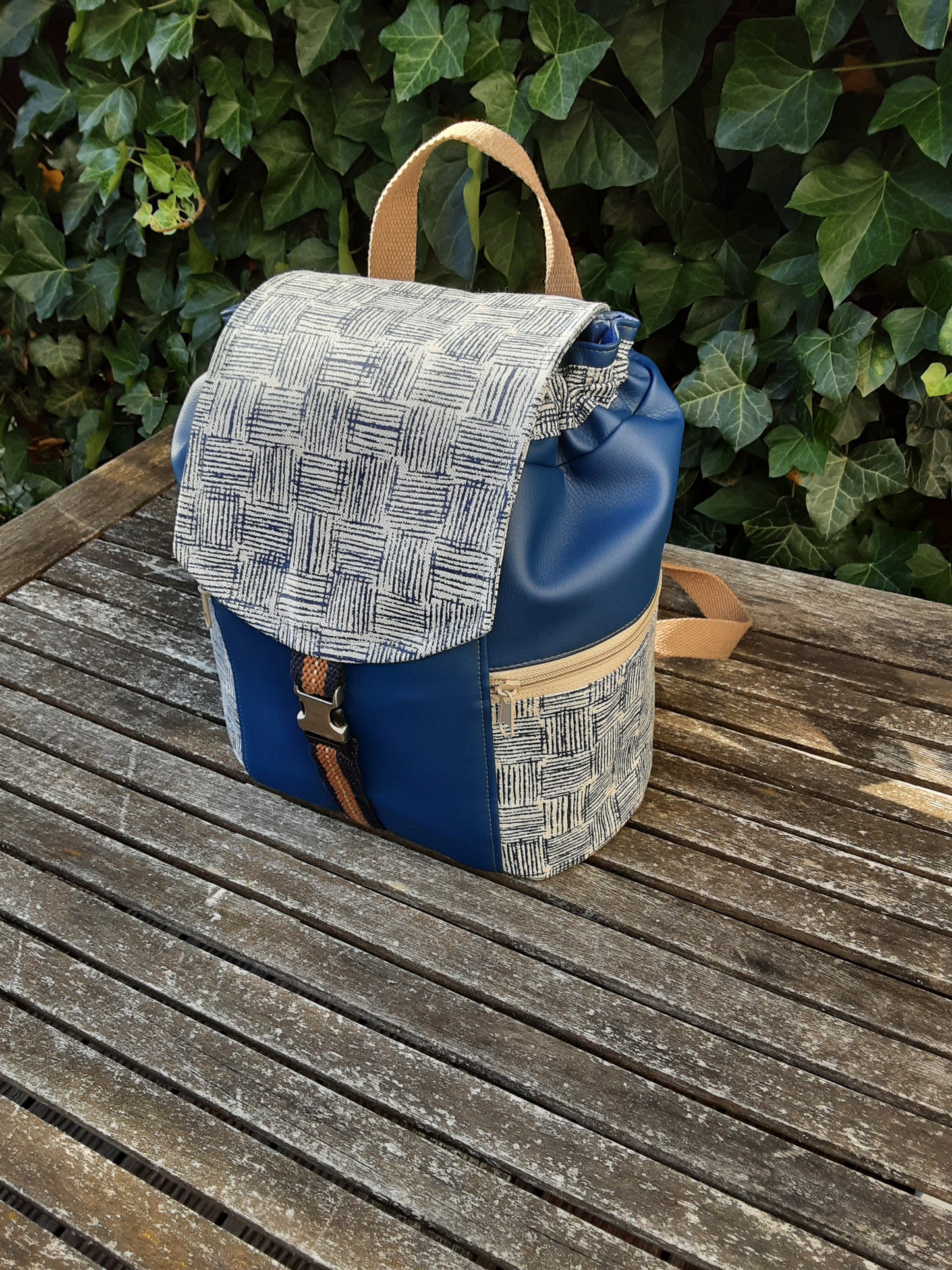 Bee Balm Waxed Canvas Backpack - PDF sewing pattern