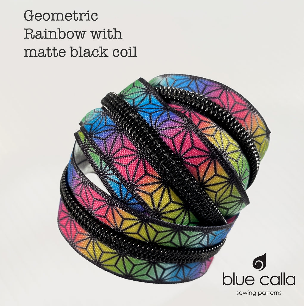 MATTE BLACK COIL - Geometric Rainbow - #5 Nylon Coil Zipper