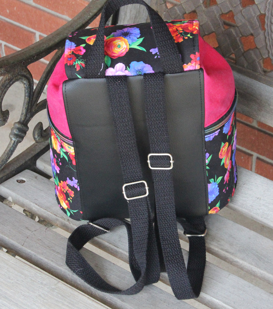 Bee Balm Waxed Canvas Backpack - PDF sewing pattern – Blue Calla Patterns