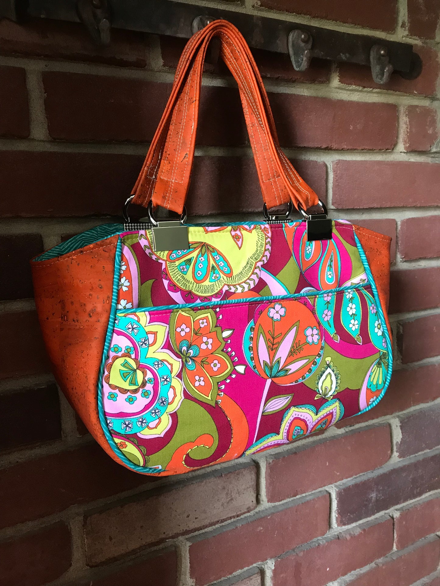 The Daffodil Tote in 2 sizes - PDF Sewing Pattern