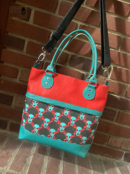 The Waterlily Waxed Canvas Tote (2 versions) - PDF Sewing pattern