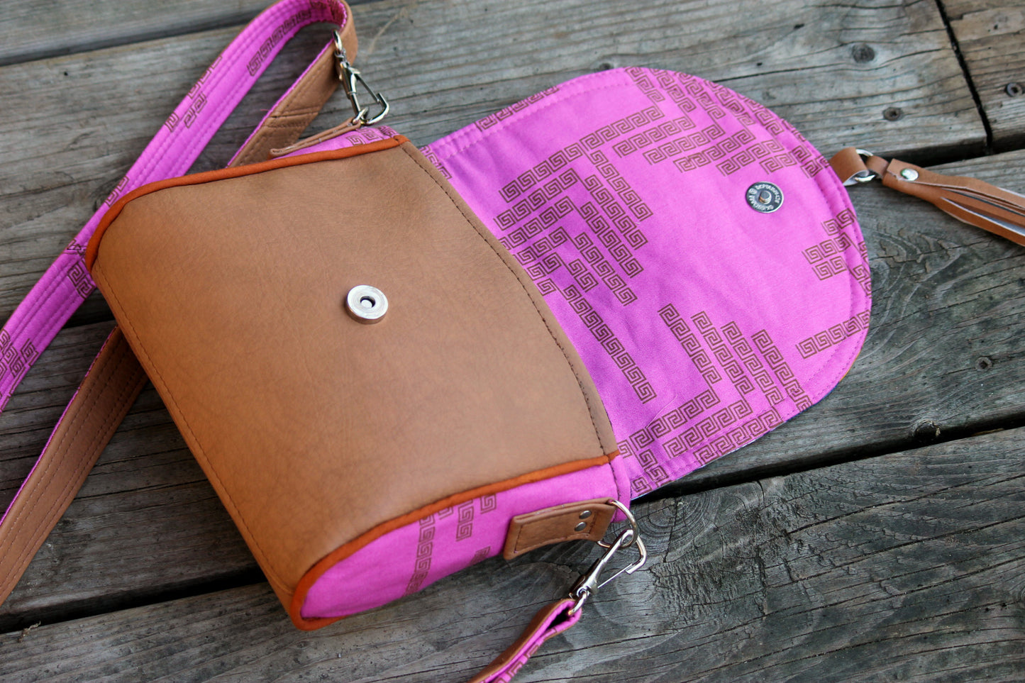 FREE The Sweet Pea Saddle Bag - PDF Sewing Pattern