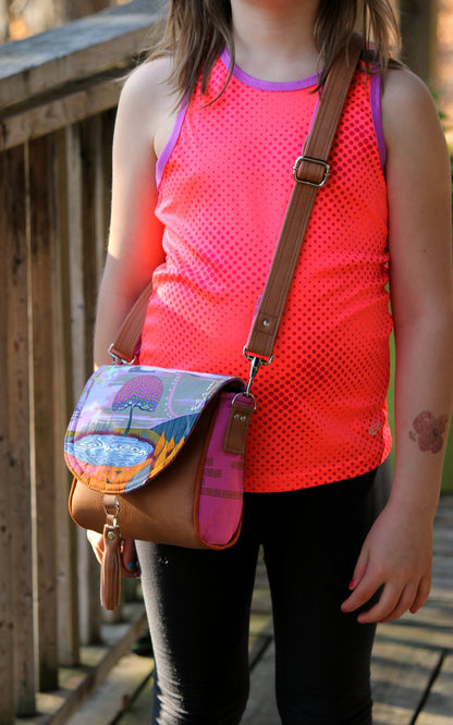 FREE The Sweet Pea Saddle Bag - PDF Sewing Pattern