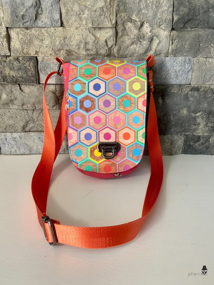 Campanula Cross Body Phone Bag - PDF sewing pattern