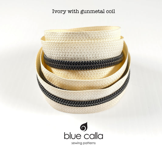 GUNMETAL COIL - IVORY - #5 Metallic Nylon Coil Zipper tape