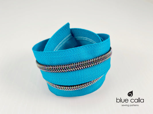 IRIDESCENT RAINBOW COIL - TURQUOISE - #5 Metallic Nylon Coil Zipper tape