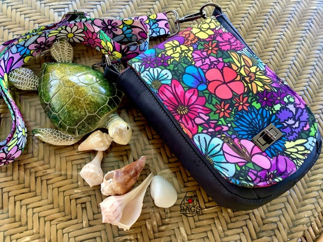 Campanula Cross Body Phone Bag - PDF sewing pattern